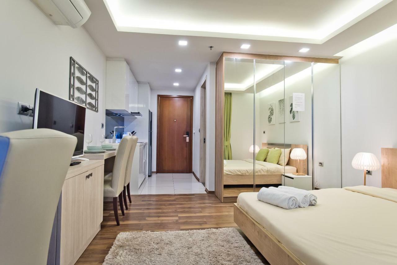 Stylish Studio In Peak Towers Pattaya Exterior foto