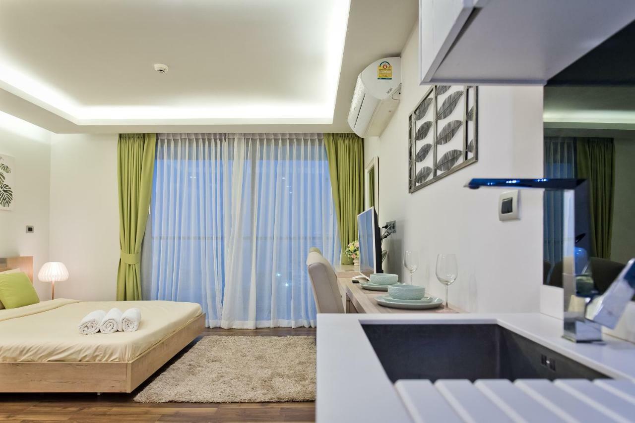 Stylish Studio In Peak Towers Pattaya Exterior foto